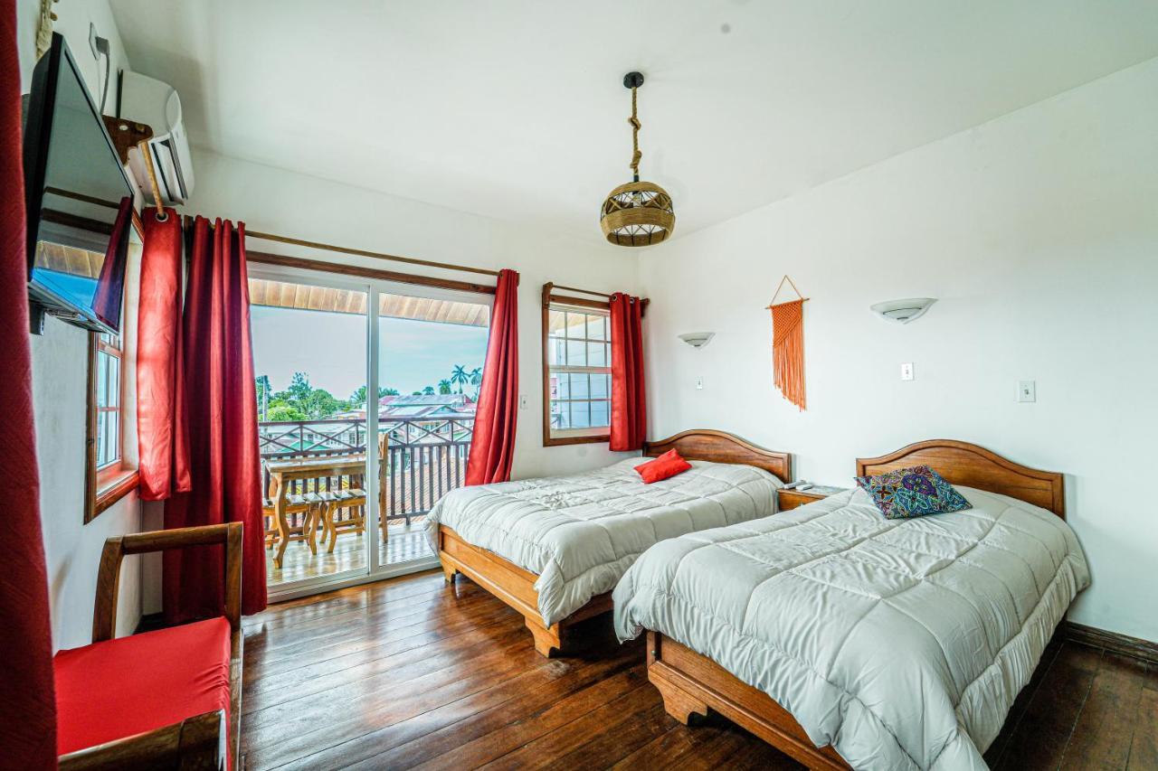 Hotel La Casa Corazon à Bocas del Toro Extérieur photo
